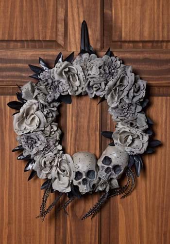 20 Wreath with Skull and Roses