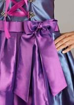 Elegant Oktoberfest Babe Alt 4